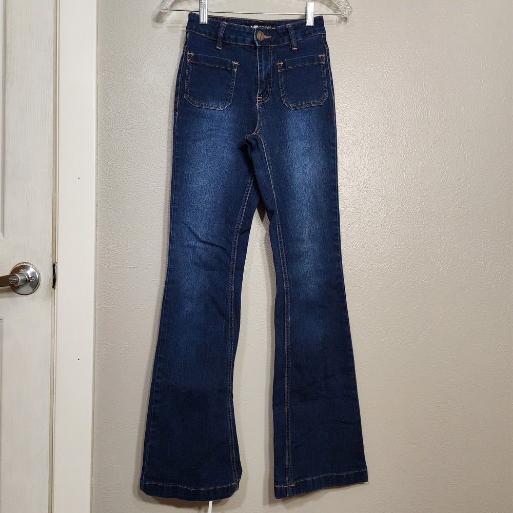 Dollhouse Jean's Women's Size 3/4 Curvy Collection Flare Leg‎ Dark Wash Juniors